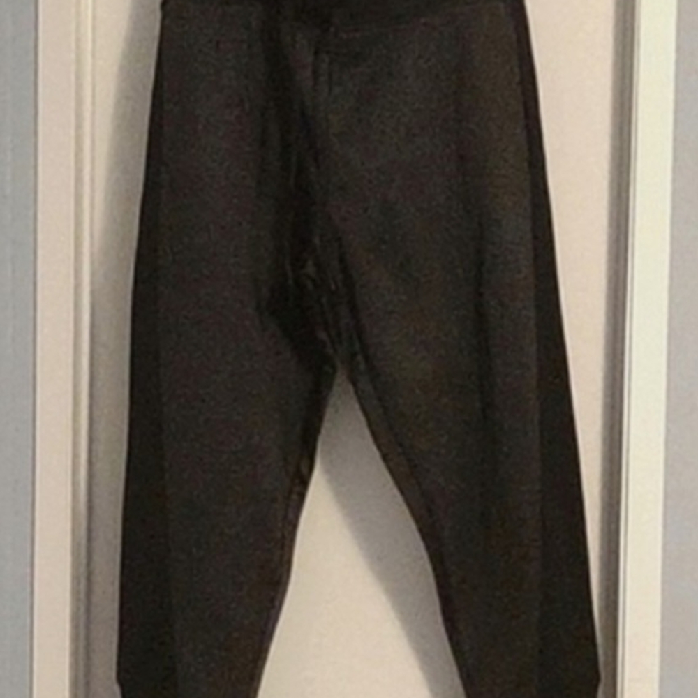 Under Armour ladies pants size large New with tags